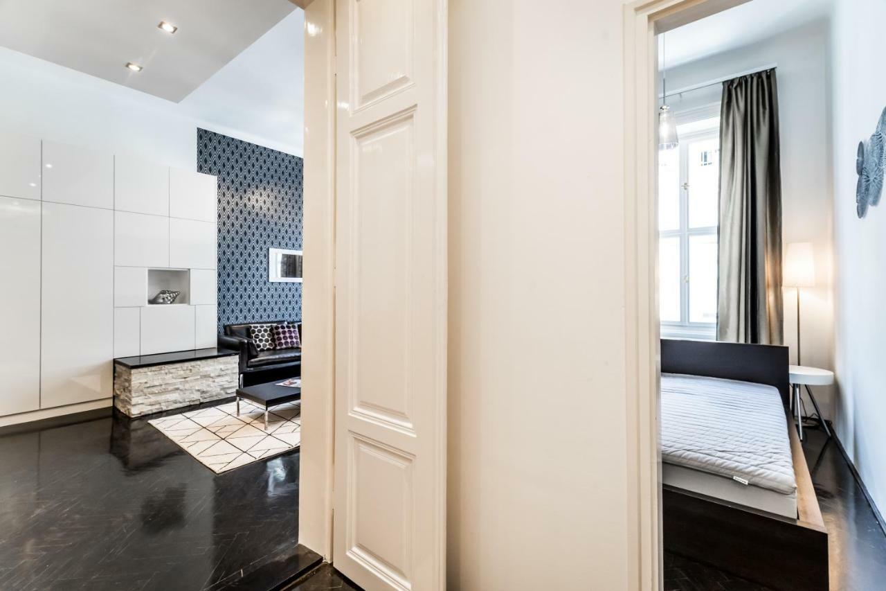 Bpr B&W Elegant Home Budapesta Exterior foto
